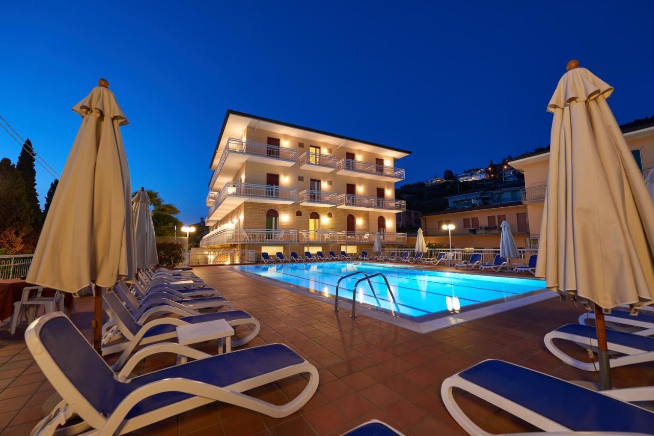 Hotel Benacus Torri Del Benaco Exteriör bild